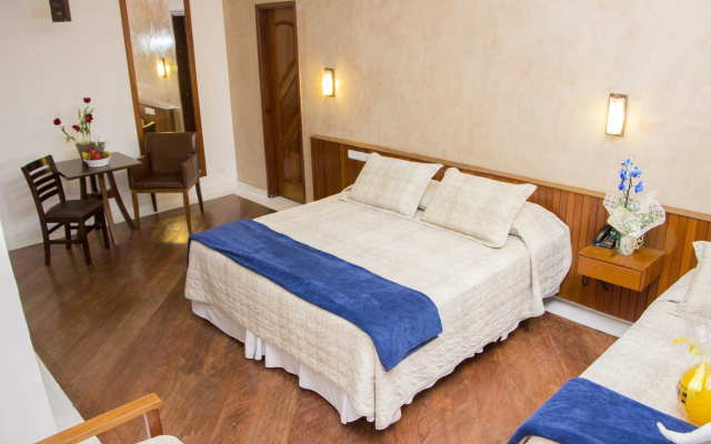 Strand Hotel