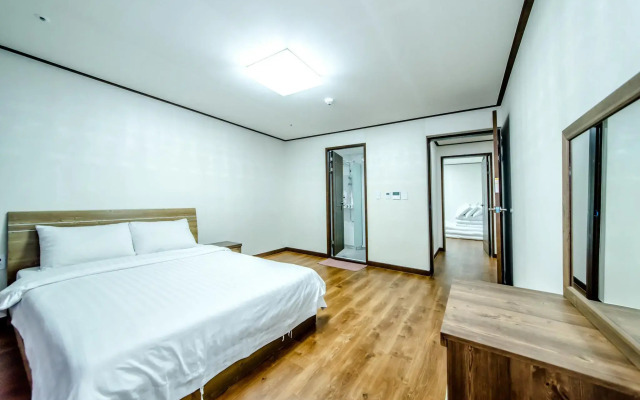 Rejina Pension