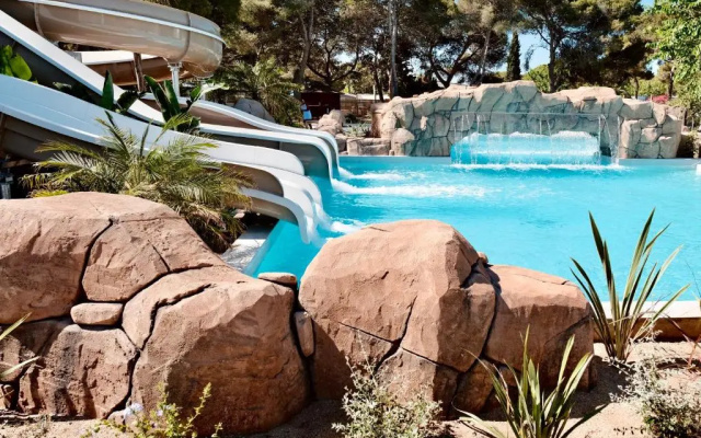 HolaCamp Sitges Garrofer