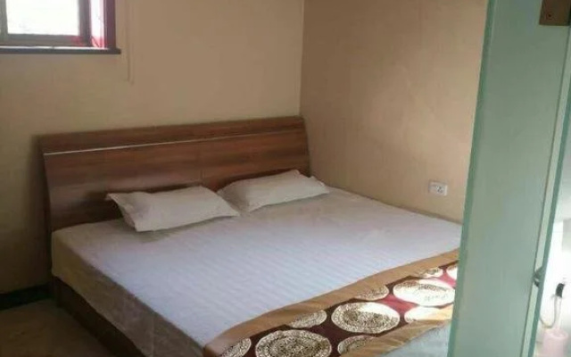 Jingyi Inn