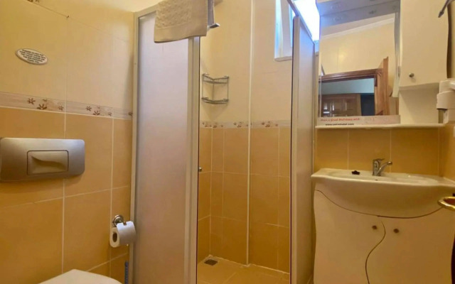 Erkan Tumen Yalcin Hotel
