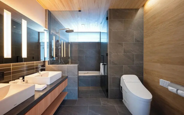 V Residence by H2 Life