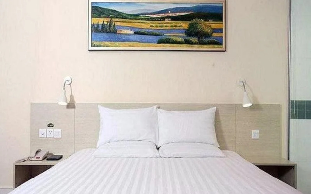 Homeinn Hotel (Shenyang City Government Avenue Xita North Market)