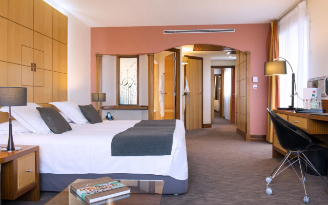 Grand Hôtel Les Flamants Roses