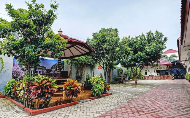 Sakinah Family Residence by OYO Rooms