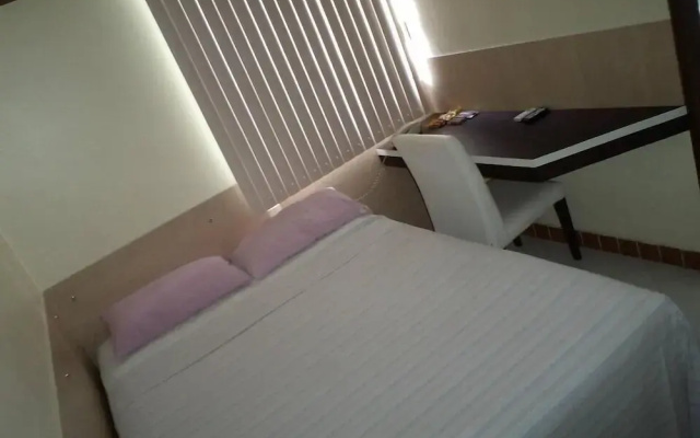 Express Plaza Hotel