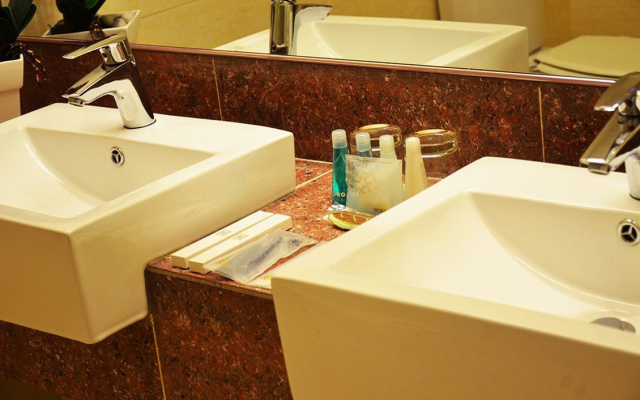Ixora Hotel