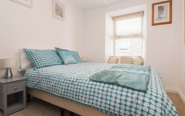 Rockpools, 23 Carncrows Street