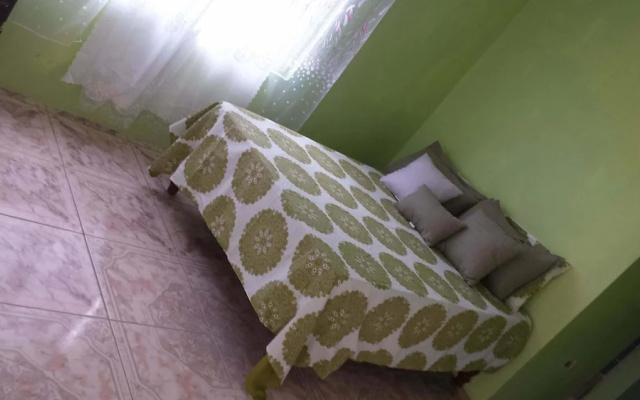 Bamboo - Sleeps 2 - Garden - Parking