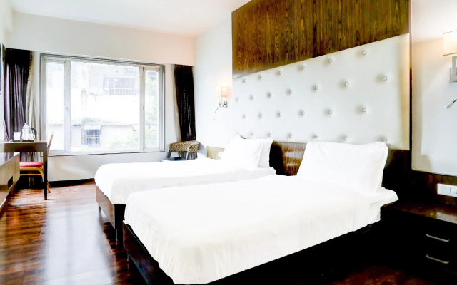 Hotel Host Inn