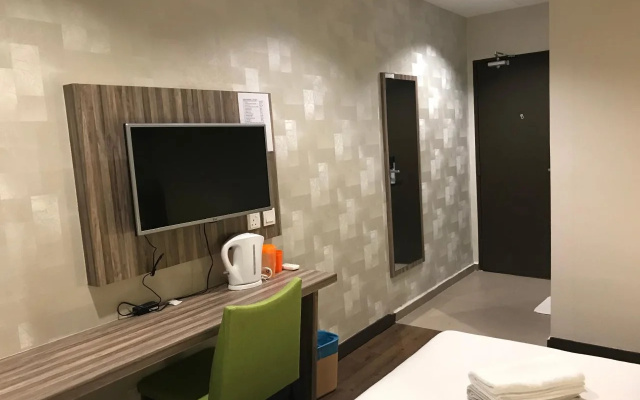 Victory Hotel