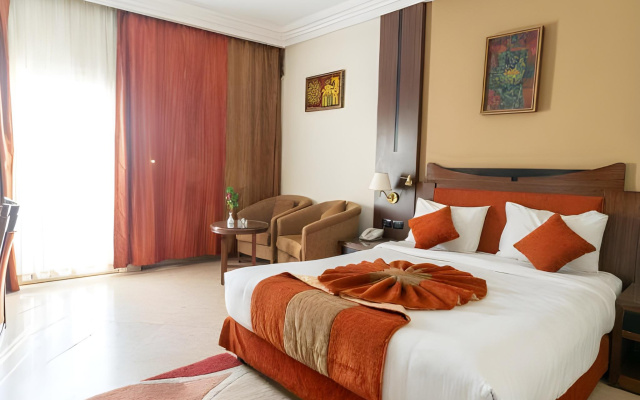 Aracan Eatabe Luxor Hotel
