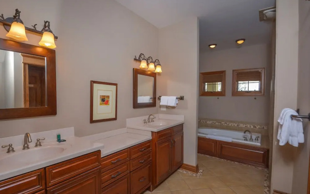 Stone Mountain Vista 5 Bedroom House
