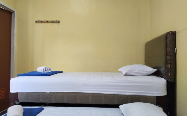Risqia Homestay Syariah by Cocotel
