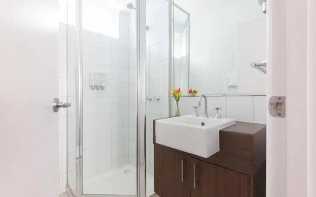 Easystay Apartments Raglan Street