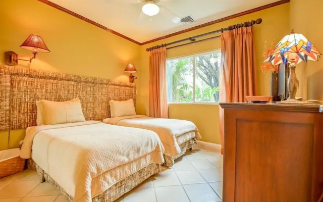 CR Luxury Del Mar 4Q 2 Bdrm
