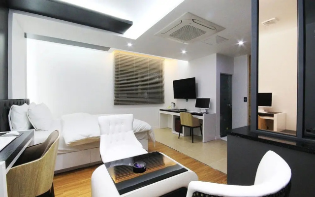Gwangju Yes Motel(광주 첨단 예스무인호텔)