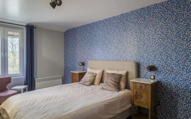 Jane Austen Lake Retreat