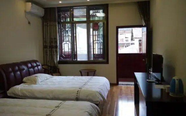 Ya'an Shangli Tianyi Hotel