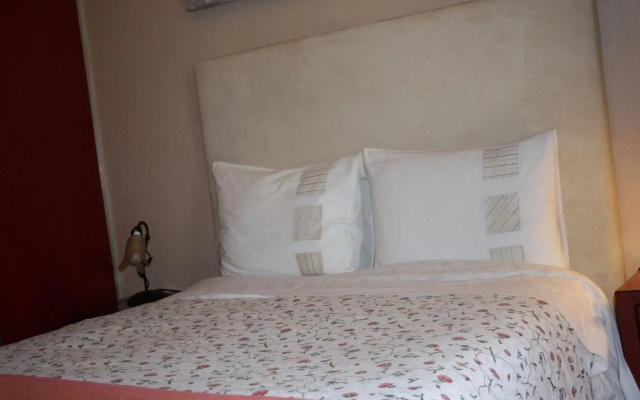 Residencia Pedra Antiga
