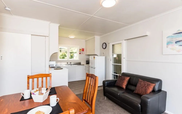 Waitangi Beach Bach 30B