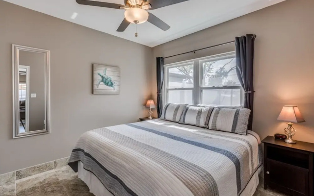 Summer Breeze 7 Bedroom Home by Redawning