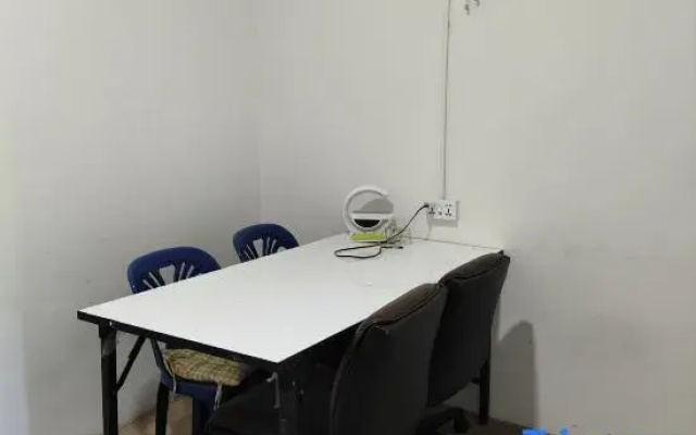 Uni Hostel