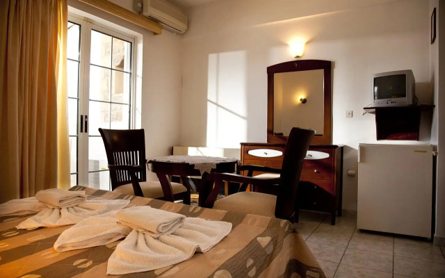 Filoxenia Hotel