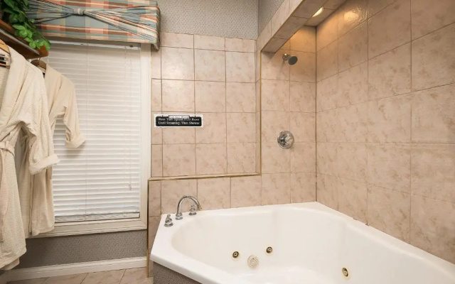Montgomery Inn BnB