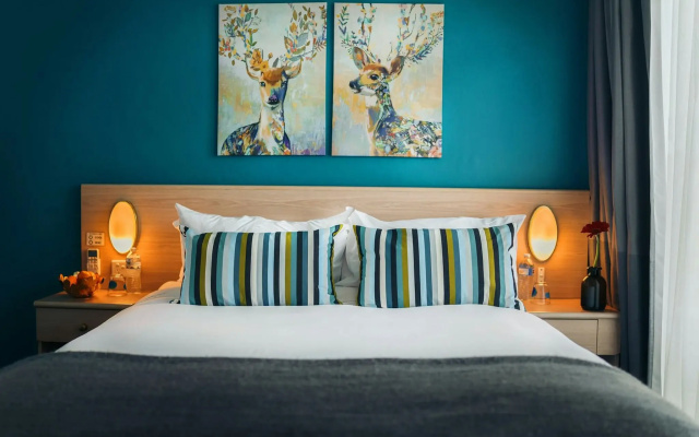 The Oriana Orange - Retro Hotel & Resort