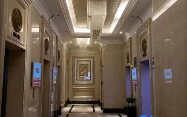Yunlai Inn (Guangzhou Luogang Wanda Plaza Suyuan Metro Station)