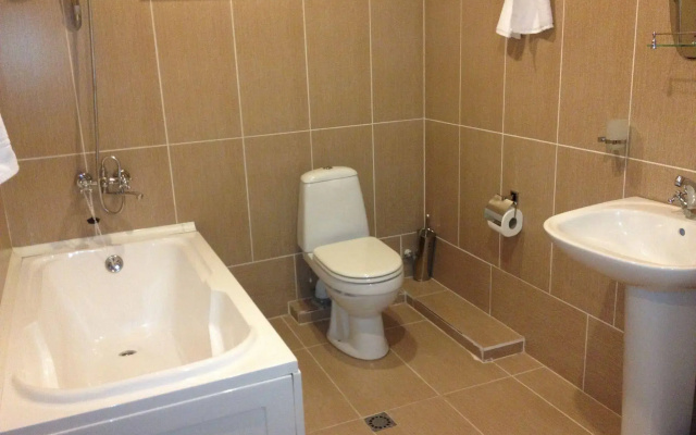 Отель Corner