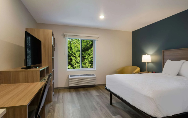 Woodspring Suites Olympia - Lacey