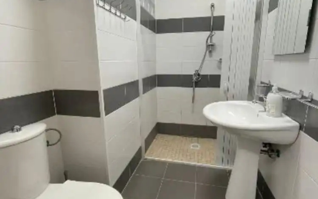 Apartment in Villa with Swimming Pool 20 Meters from the Sea