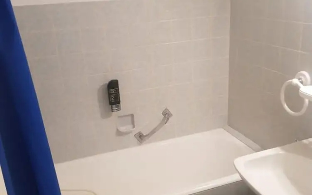 AB Apartment 24