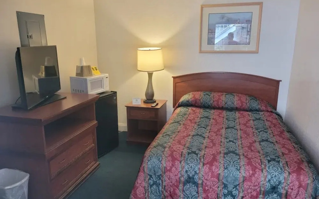 Queens Lodge Motel