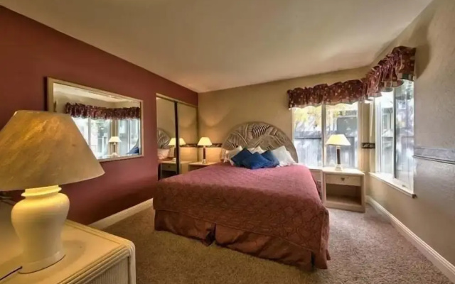 1673 Venice Drive 4 Bedroom Home