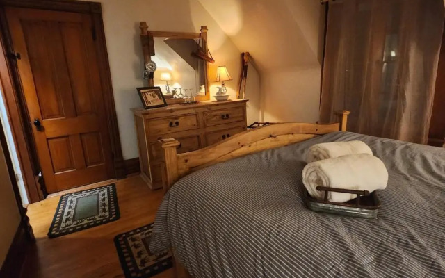 Downen House Bed & Breakfast