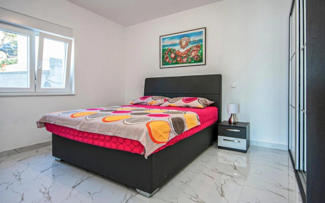 Amazing Apartment in Rogoznica With 2 Bedrooms and Wifi