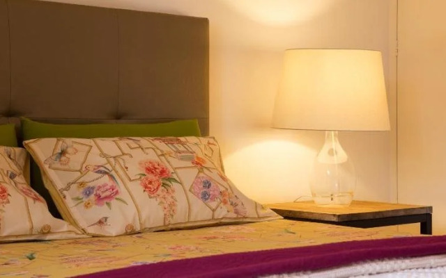 Petunia - Guest House