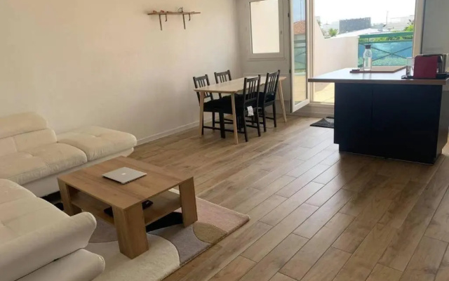 50m² pieds dans l'eau + 20m² Terrasse- Vue sur mer