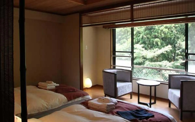Hakone Nanase