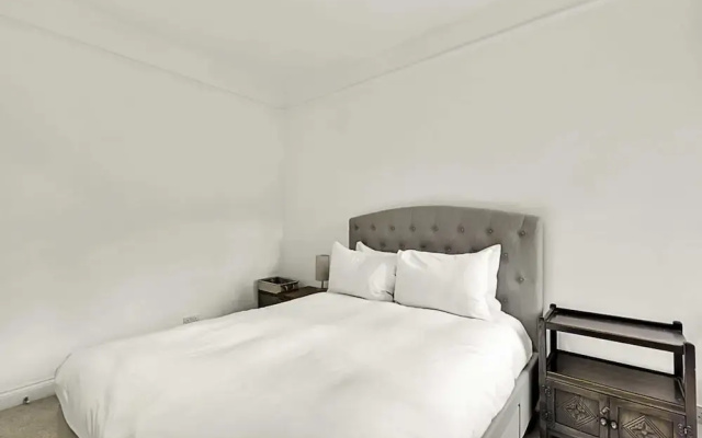 Beautiful One Bed Garden Flat In Parsons Green