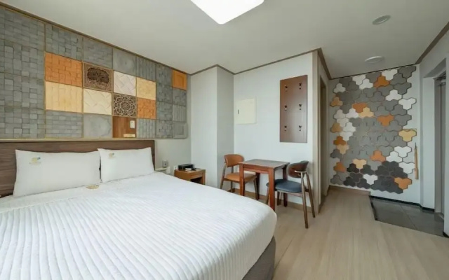 Daecheon Mud Beach Hotel