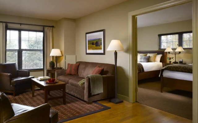 Green Mountain Suites Hotel