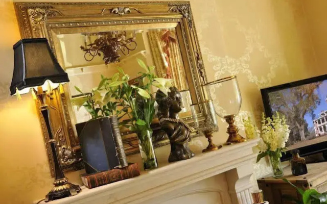 Howarth House Hotel