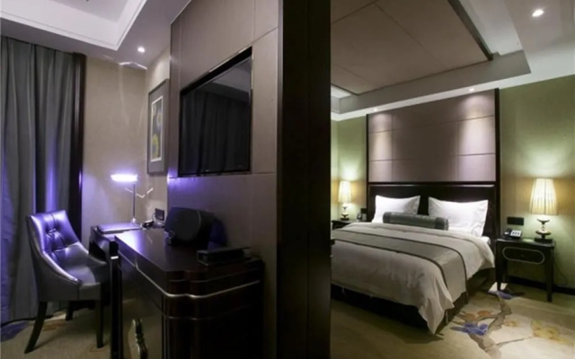 Yarrow Hotel