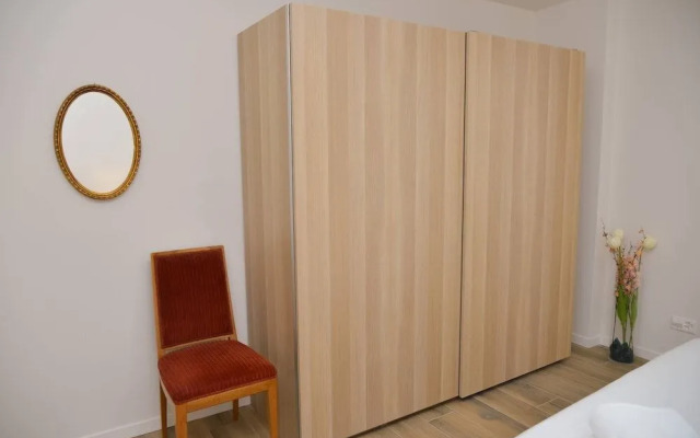 Modern Apartment Dora