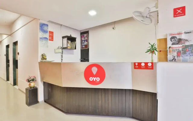 OYO 2156 Hotel Isher International