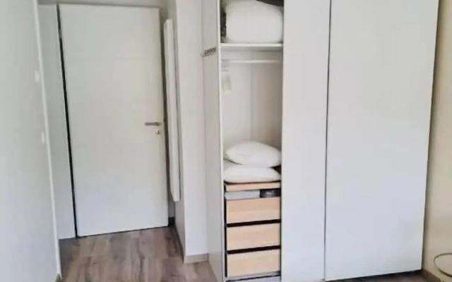 Luxury New Flat with Terrace & Parking